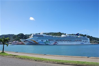 2027017 10-Day Caribbean Round-Trip Philadelphia