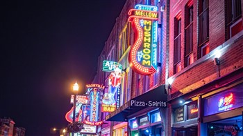 2024038 Nashville, Smokey Mountains & Bluegrass