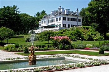 2026139 Summer in the Berkshires