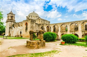 2023039 San Antonio Holiday