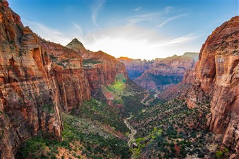 2023046 National Parks & Canyons of the Southwest